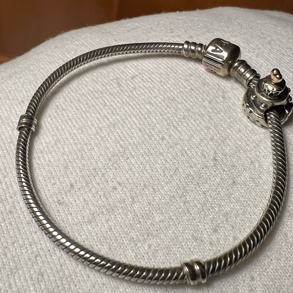 Pandora Silver Bracelet with Cake Charm - Picture 3 of 4